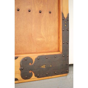 在銘 細身金具尽格子蔵戸　W001Y 