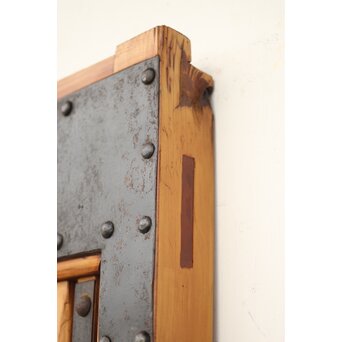 在銘 細身金具尽格子蔵戸　W001Y 