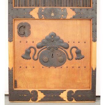 在銘 細身金具尽格子蔵戸　W001Y 