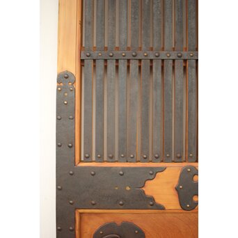 在銘 細身金具尽格子蔵戸　W001Y 