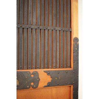 在銘 細身金具尽格子蔵戸　W001Y 