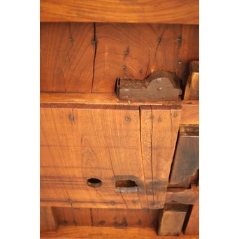 鉄金具尽 波兎と巾着金具 総欅格子蔵戸　W002Y 