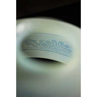 大きなオパールセントガラス 腐食電笠　A1999 