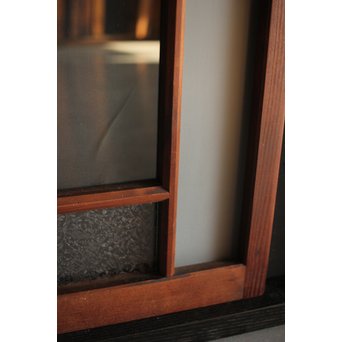 卍デザインの小窓 2枚1組　GD1301 