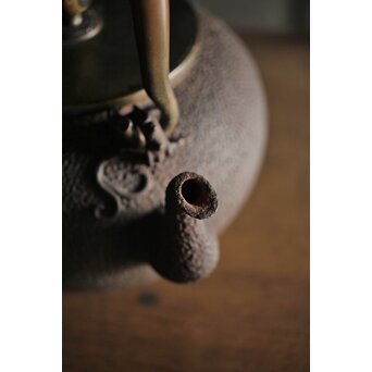 亀文堂 波千鳥 楼閣山水銀象嵌 鉄瓶 湯沸　M227 