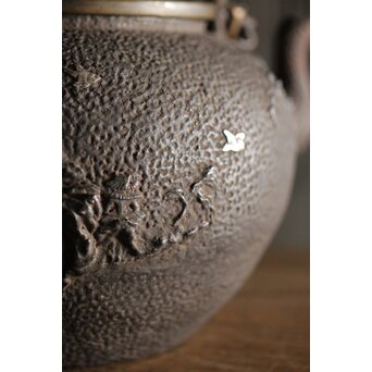 亀文堂 波千鳥 楼閣山水銀象嵌 鉄瓶 湯沸　M227 