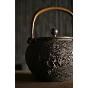 亀文堂 波千鳥 楼閣山水銀象嵌 鉄瓶 湯沸　M227 