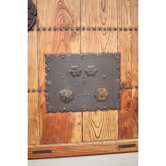 総欅 大金具板蔵戸　W004Y 