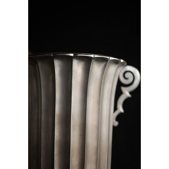 李王家 朝鮮美術 銀記念花瓶 共箱　M228 