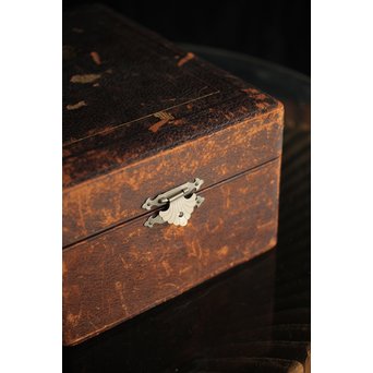 李王家 朝鮮美術 銀記念花瓶 共箱　M228 