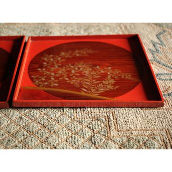 萩秋草朱塗蒔絵 膳五枚　Q111 