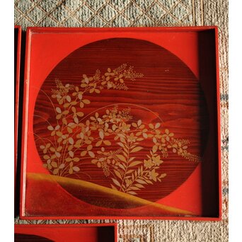 萩秋草朱塗蒔絵 膳五枚　Q111 