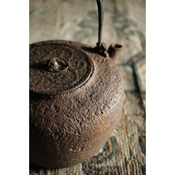 紫金堂 忠三郎系 時代鉄環摘蓋 平提手 天明形手取釜/鉄瓶/湯沸　M229 