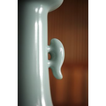 二代 諏訪蘇山 南宋青磁一輪生　P199 