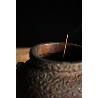 少砂瓶系 銅の古鉄風香炉　M232 