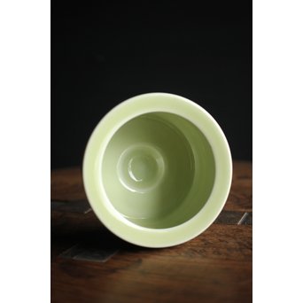 板谷波山風 淡斎作 唐木透蓋 瑪瑙摘 陽刻青磁香炉　P200 