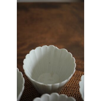 古伊万里白磁 菊型向付 10客1組　P204 