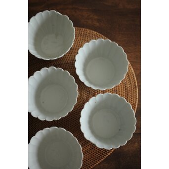 古伊万里白磁 菊型向付 10客1組　P204 