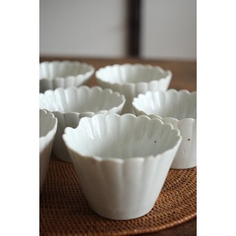 古伊万里白磁 菊型向付 10客1組　P204 