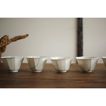 古九谷白磁 八角面取向付 7客　P205 