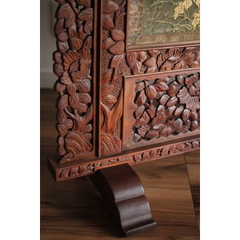 日光彫と明治刺繍の衝立　X260Y 