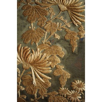 日光彫と明治刺繍の衝立　X260Y 