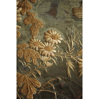 日光彫と明治刺繍の衝立　X260Y 