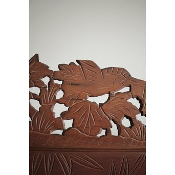 日光彫と明治刺繍の衝立　X260Y 