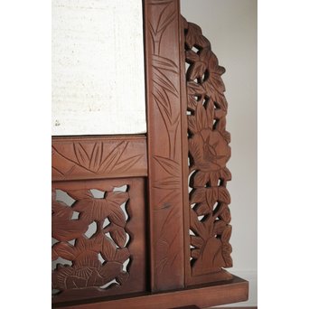 日光彫と明治刺繍の衝立　X260Y 