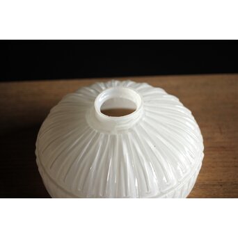 プレスガラス電笠　A2017 