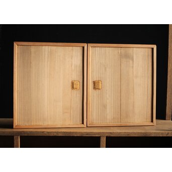 漆絵の小引戸　X262 