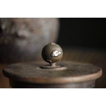 能登川 亀文堂 鳥二匹 波千鳥提手 楼閣山水銀象嵌丸形鉄瓶 湯沸　M239 