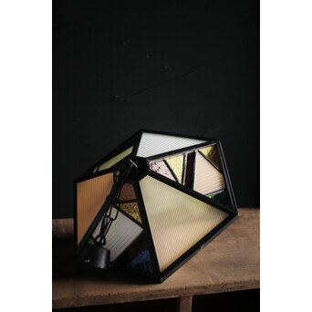 多面体ステンドグラスの照明　A2024Y 