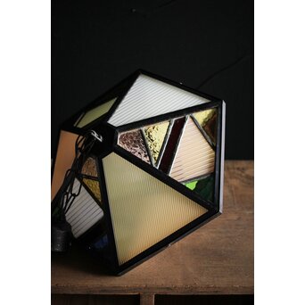 多面体ステンドグラスの照明　A2024Y 