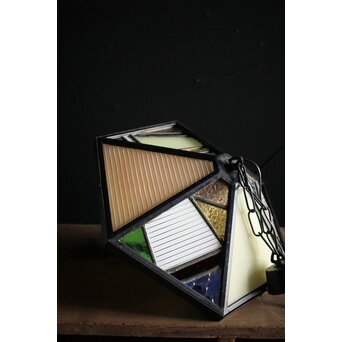 多面体ステンドグラスの照明　A2024Y 