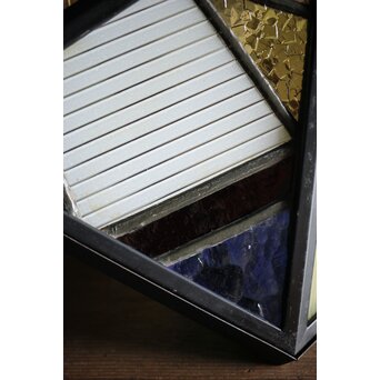 多面体ステンドグラスの照明　A2024Y 