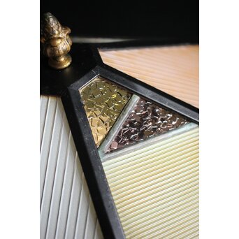 多面体ステンドグラスの照明　A2024Y 