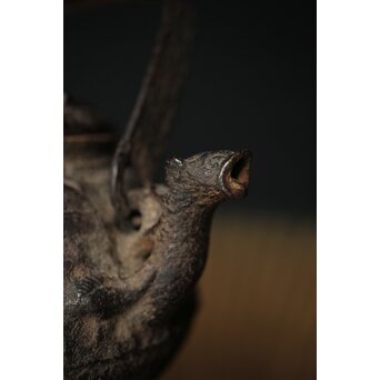 初代 秦蔵六造 銅環摘 鉄共蓋 双龍紋様 獣口形 鉄瓶/湯沸　M251 