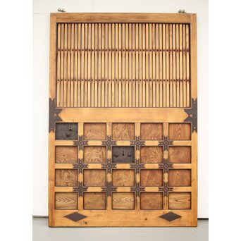 背面ガラス 幅広上手格子蔵戸　W016Y