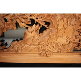 曲雲銘 井波 ガラス入中型松木彫欄間　R0074 古木に絡まる蔦　あまり見ない表現です