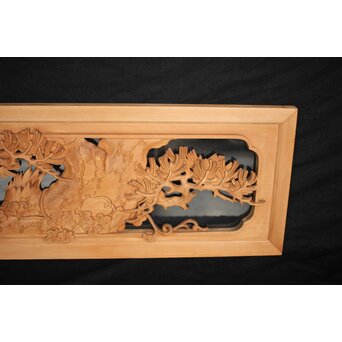 曲雲銘 井波 ガラス入中型松木彫欄間　R0074 