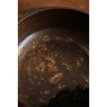 金谷五郎三郎 鎚目霊芝彫ヤンポ/蓋物　M253 