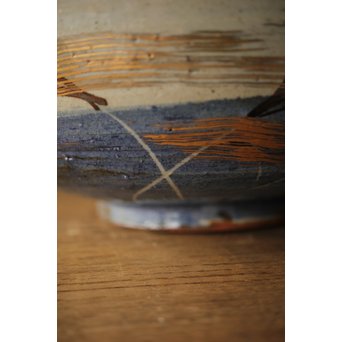 北大路魯山人写 武蔵野 菓子鉢 鑓水焼 月に秋草　P221 