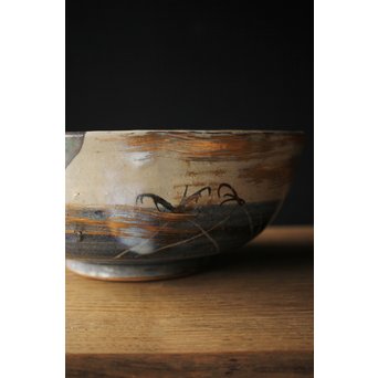 北大路魯山人写 武蔵野 菓子鉢 鑓水焼 月に秋草　P221 