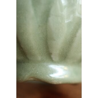 中国陶磁 龍泉窯青磁写 蓮弁紋青磁茶碗　P222 