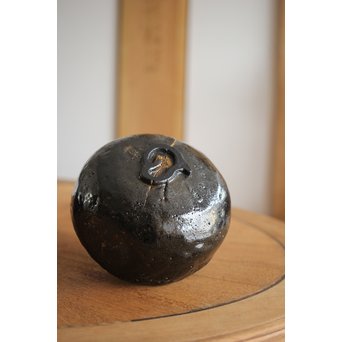 中村道年 倣 鈍太郎 黒茶碗　P223 