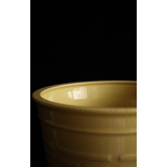 帝室技芸員 三代 清風与平  黄玓磁算木瓶掛　P224 