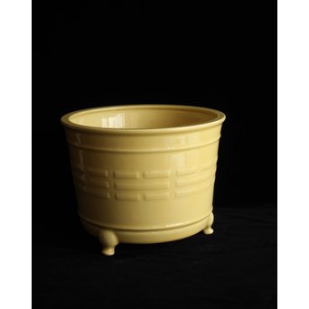 帝室技芸員 三代 清風与平  黄玓磁算木瓶掛　P224 