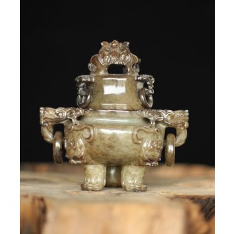 玉彫 獅子 蓋物香炉　U242 