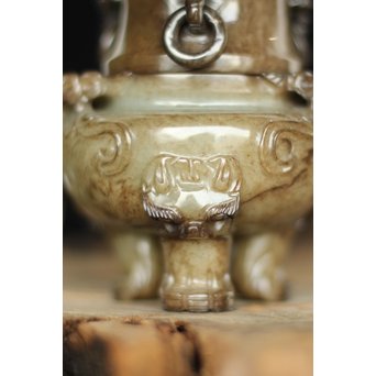 玉彫 獅子 蓋物香炉　U242 